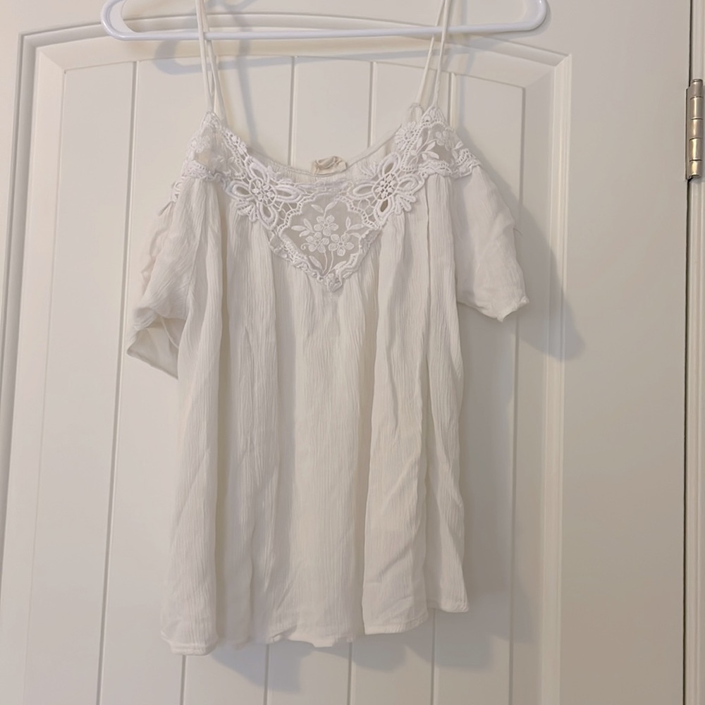 Crème Lace Off the Shoulder Summer Shirt